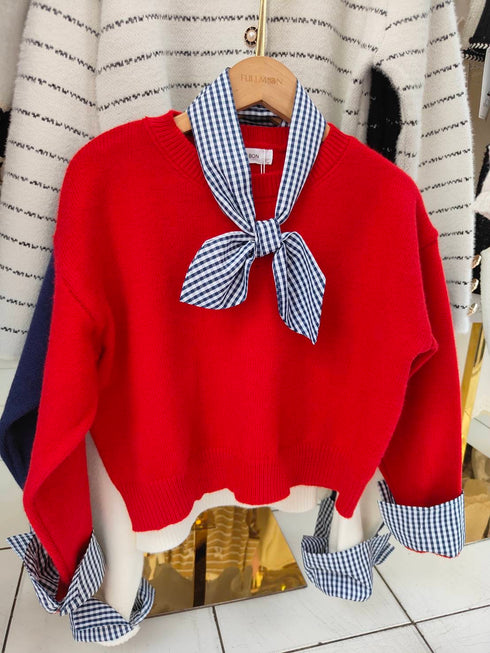 Solid Color Round Neck Sweater With Gingham Scarf